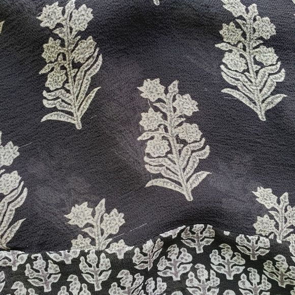 SOLD!!  JOIE Corbelle Printed Silk Peasant Blouse - Picture 8 of 8